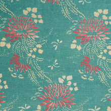 Load image into Gallery viewer, Lingering Garden Fabric - Parrot